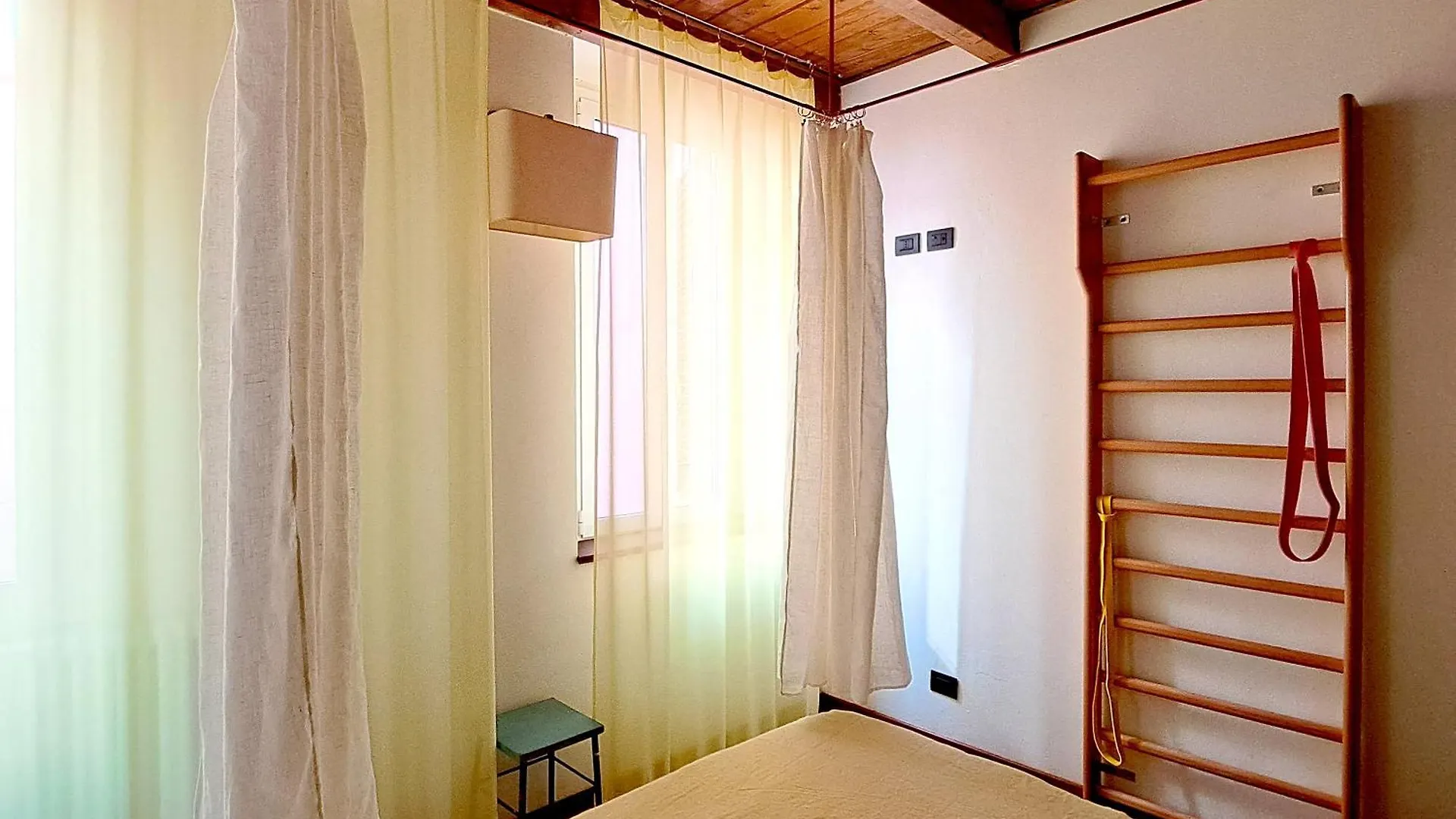 La Casa Verde Nel Centro Storico Livorno
