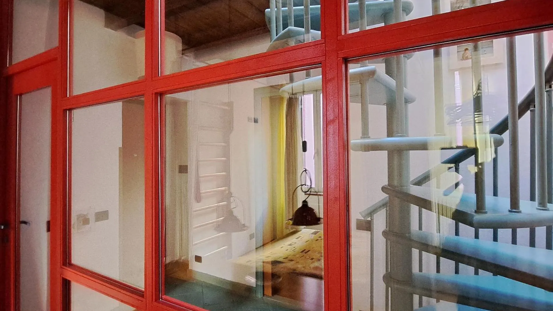 La Casa Verde Nel Centro Storico Livorno